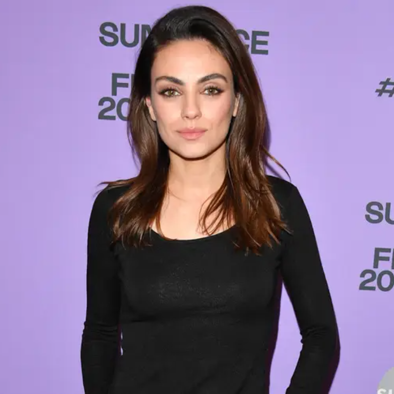 mila-kunis-says-a-part-of-her-heart-just-got-ripped-out-after-the-russian-invasion-during-an-interview-maria-shriver
