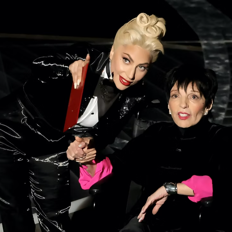 lady-gaga-and-liza-minnelli-display-of-friendship-in-the-2022-academy-awards-receives-praise-online